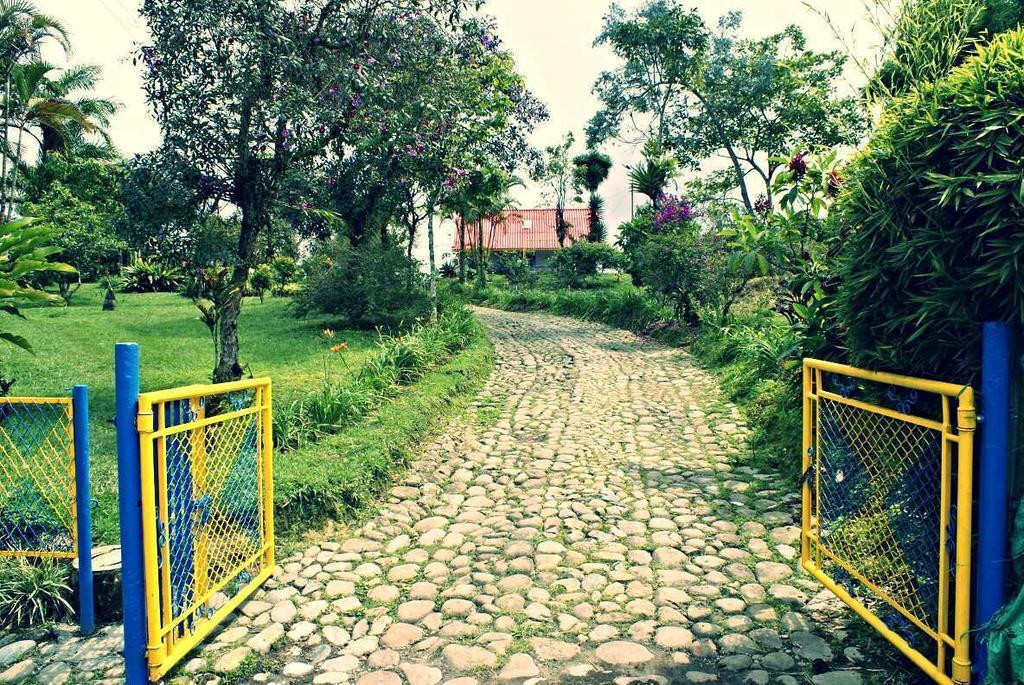 Hostal Campestre El Santuario Філандія Екстер'єр фото
